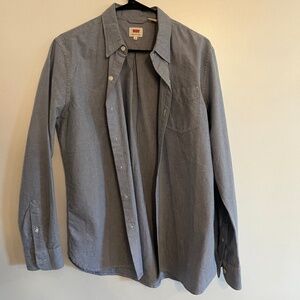 Levi Button Up (Mens M)